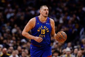 高效全能！約基奇半場10中6拿到12分6板6助 正負值+25