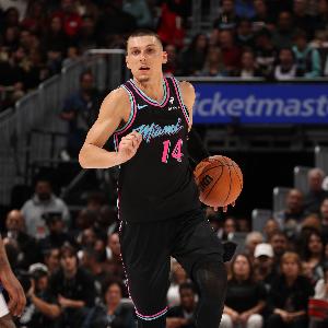 希羅：我們陣容深厚能重新找回節(jié)奏很棒 期待繼續(xù)打磨化學反應(yīng)