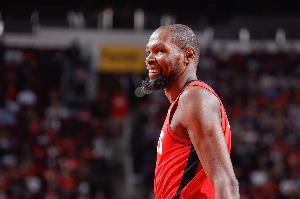 距離31000分還差8分？KD：該死！我本來今晚就能達成里程碑的