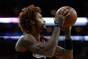 76人官方：烏布雷左膝恢復(fù)正取得進(jìn)展 一周后接受重新評(píng)估