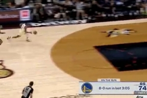 一波10-0！梅爾頓靈動(dòng)搶斷一條龍殺下兩分 分差只有個(gè)位數(shù)了