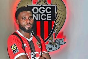 意媒：羅馬有意冬季引進博加，球員被尼斯球迷毆打后已表態(tài)要離隊