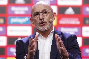 德拉富恩特：梅西對(duì)阿根廷仍然非常重要，我們希望踢歐美杯