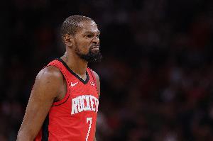 鐮刀揮舞！杜蘭特連續(xù)打成2+1 一節(jié)半獨(dú)得16分