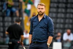 本賽季意甲首勝！維羅納主帥：球隊(duì)和高層始終支持我，絕不會(huì)放棄