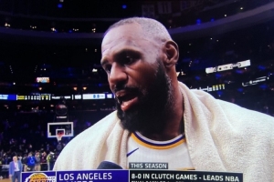 詹姆斯：我感覺(jué)非常好 從賽前訓(xùn)練到比賽中感覺(jué)都非常好！