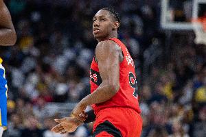 傷缺！鶯歌：巴雷特在場(chǎng)時(shí)我們進(jìn)攻會(huì)更流暢 要充分利用現(xiàn)有陣容