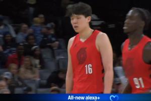 ???♂?補防波普裁判響哨！楊瀚森領到個人第4犯再次被換下場