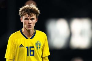 奇兵，斯韋德貝里是西甲歷史第3位伯納烏替補登場雙響的客隊球員