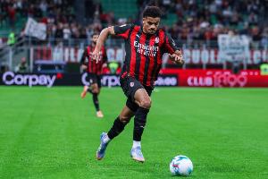 意媒：阿特卡梅參加米蘭合練，希門尼斯、萊奧、福法納仍單獨(dú)訓(xùn)練