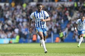 巴萊巴：不認(rèn)為自己受到轉(zhuǎn)會傳聞影響，但確實感受到很大的壓力