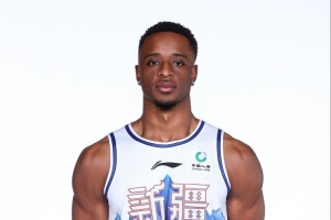 表現(xiàn)不俗！納托爾貢獻(xiàn)22分5助 勞森拿到12分6板15助