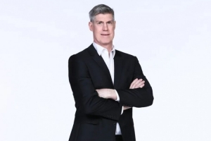 媒體人：深圳新外教很明顯沒把全隊(duì)擰成一股繩 整體打法讓人陌生