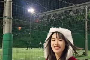 兄弟們，這個(gè)圣誕女人我是真的喜歡啊??????