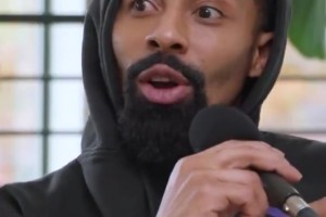 丁威迪回顧湖人經(jīng)歷：有濃眉在身后，我感覺自己是個(gè)頂級(jí)防守者！