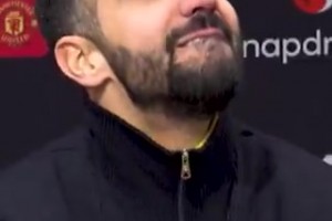 阿莫林：來之前也沒人跟我說老特拉福德漏水啊??