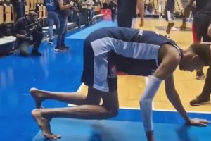 看過文班亞馬訓(xùn)練才知道他為什么是百年一遇的天才??????