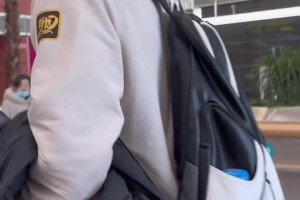 好爽，與大哥面對(duì)面交流！