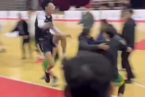 彈跳好有什么用？一個跳大被圍毆