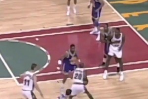 兩位頂級(jí)的防守控衛(wèi)對(duì)決 ！