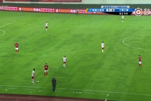 差點(diǎn)被廢了！2017年金英權(quán)惡劣蹬踏奧斯卡被紅牌罰下