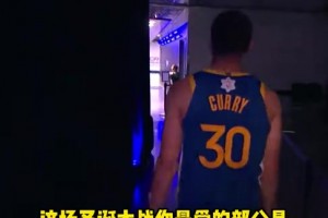 好家伙！里夫斯最后突破時，追夢將詹姆斯整個胳膊完全拽??！