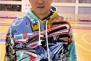 CBA暖心時(shí)刻！ 宏遠(yuǎn)將士們祝91歲手記比分爺爺生日快樂~