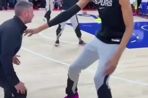 不懂就問，文班亞馬賽前熱身訓(xùn)練到底在練什么??????