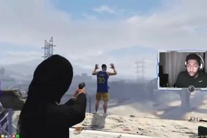 太有活了??濃眉曾直播玩GTA綁架“庫(kù)里”，還把他“射殺”了