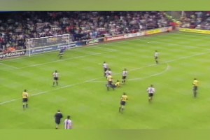 永遠(yuǎn)的槍王之王！四奪英超金靴的亨利大帝！