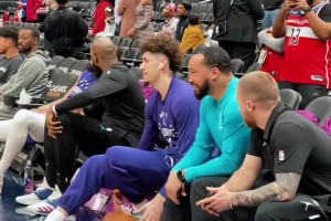 鮑爾賽前這段運(yùn)球真是操作簡(jiǎn)直讓人眼花繚亂