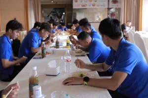 中冠球員比賽日的一天是怎么度過的？