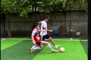 退役女足御姐：早說你喜歡甜妹呀~但我裝了兩天裝不下去了??