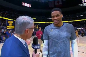 威少：約基奇是世界上最好的球員，我要做的就是讓他的比賽更簡(jiǎn)單