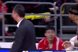 庫里此前談球隊近況：我們是支很普通的球隊，但我們也有機(jī)會反彈