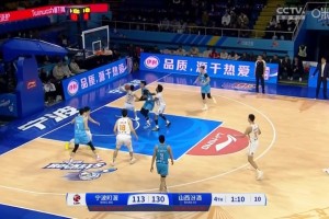 這也吹T？！賈明儒被常林頂飛后不爽抱怨裁判吃T