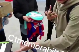 瓜帥怒批賣簽名球衣年輕人：你的夢(mèng)想是什么？去學(xué)校改善你生活