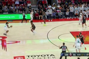 這射程？？？莫蘭特幾乎中場接球 原地飆射壓哨三分球進燈亮??