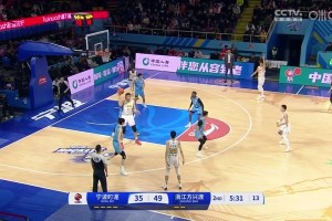 這個確實沒人蓋的到！??博班高舉高打搖搖晃晃拋投命中