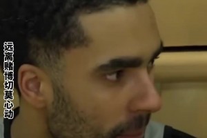 太夸張了！保羅-喬治早期隊內(nèi)訓(xùn)練飛躍2米18的希伯特暴扣~！