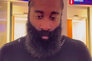 哈登談小卡今晚高效表現(xiàn)：他需要一直這么打，并重新建立信心