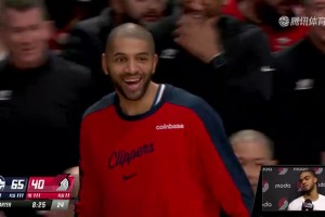 ??罕見！哈登反擊快攻單手劈扣虐筐！場下巴圖姆都驚呆了??