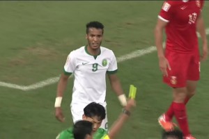 2015年國足力克沙特，王大雷撲點(diǎn)為己慶生，于海任意球單騎救主