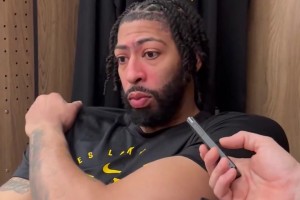 濃眉賽后贊祖巴茨：他進(jìn)步很大，還不斷打磨自己的低位技術(shù)