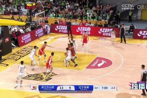 展現(xiàn)基本功！趙繼偉壓時(shí)間拆炸彈，對抗后虛晃后仰中投壓哨命中