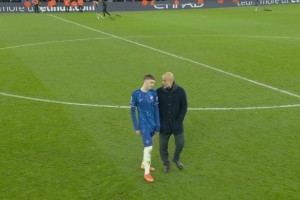 師徒情誼！瓜迪奧拉&帕爾默賽后深聊許久