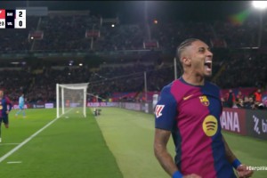 費爾明過頂長傳送助攻！拉菲尼亞前插過掉門將推射空門！