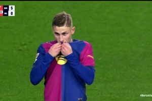 巴薩半場5-0領先瓦倫！拉菲尼亞射門中框！費爾明補射得手雙響！