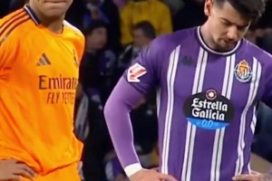 巴拉多利德后衛(wèi)：姆總你好猛??姆巴佩：也許是吧，你相信嘛？