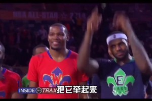 好大哥！老詹曾教歐文如何舉全明星MVP獎杯！